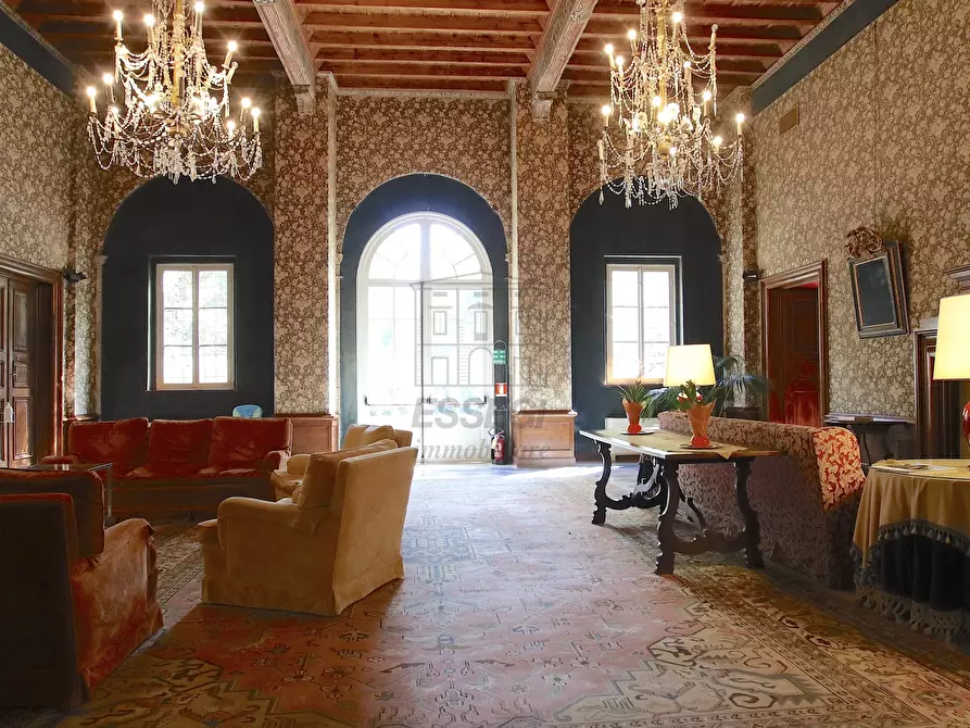 Immagine 9 di Villa in vendita  in Via della Pollicchia 50 a Lucca