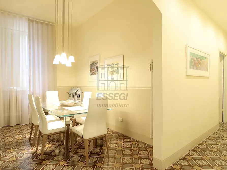 Immagine 6 di Appartamento in vendita  in Via Santa Chiara 12 a Lucca