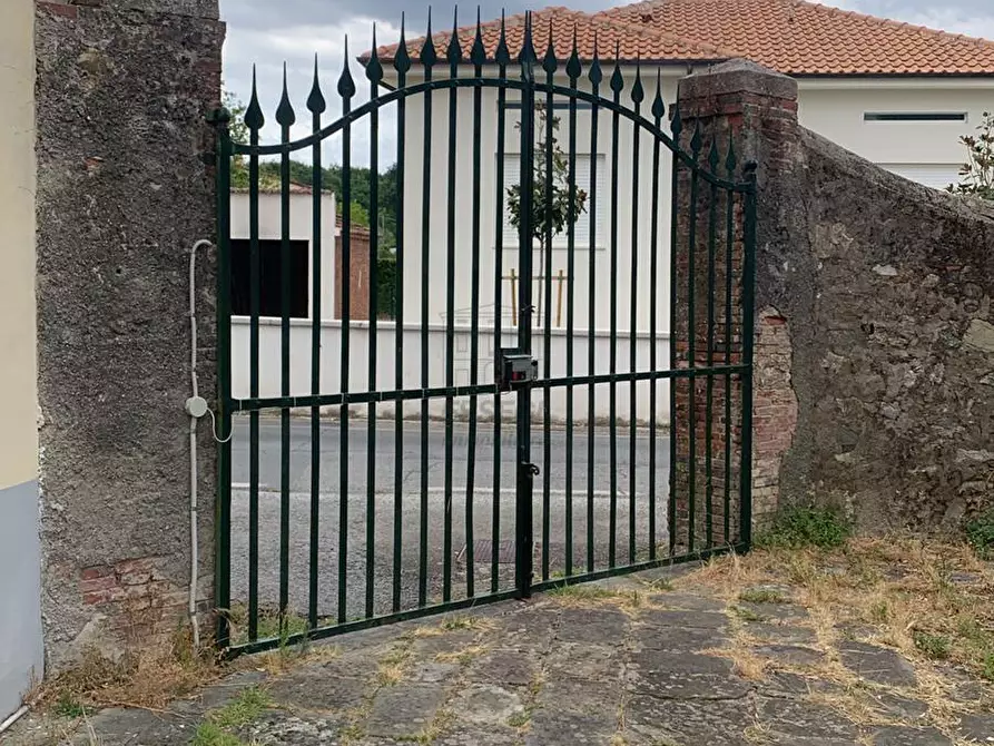 Immagine 2 di Terratetto in vendita  in via della chiesa di Camigliano, Camigliano 1 a Lucca