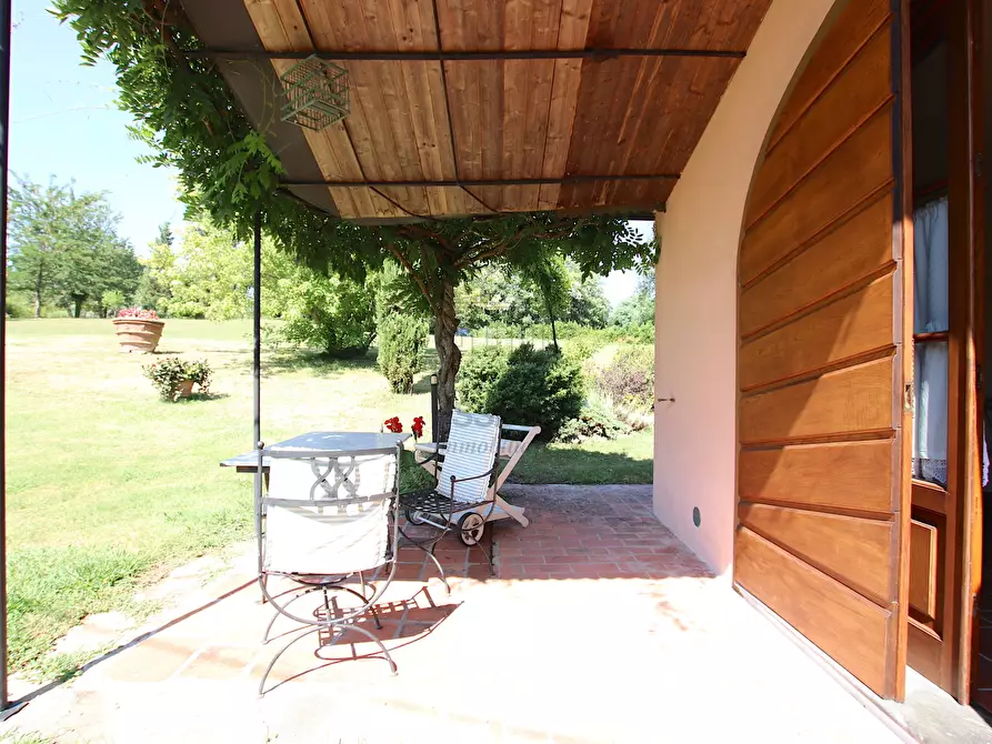 Immagine 21 di Rustico / casale in vendita  in Via della Chiesa di Gragnano a Lucca