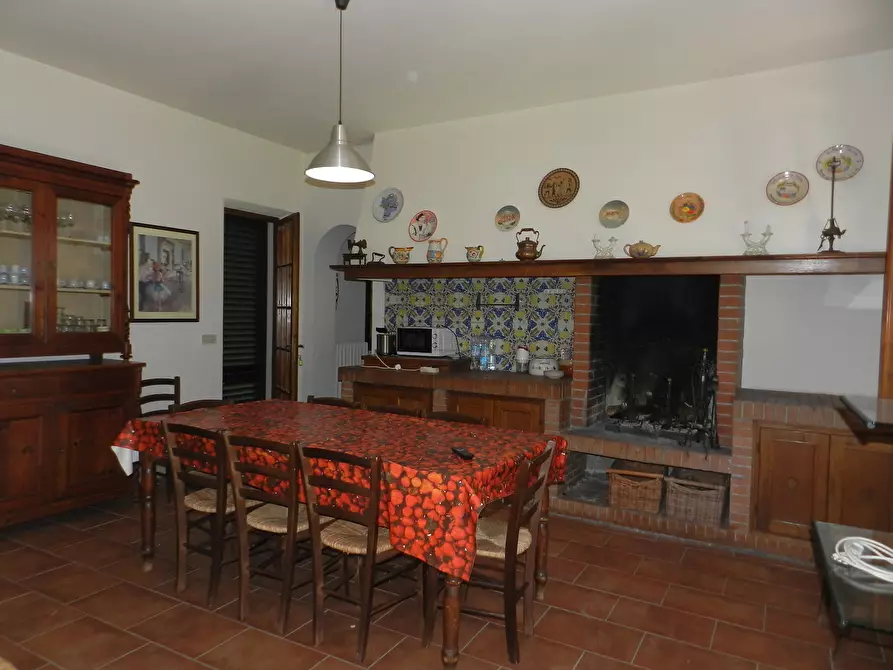 Immagine 19 di Rustico / casale in vendita  in Via del Marginone a Montecarlo