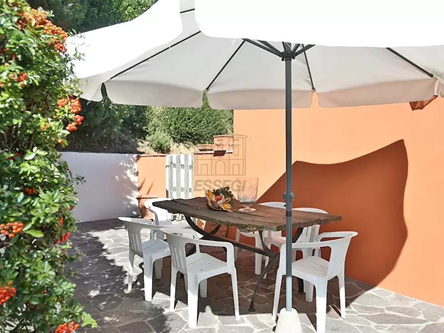 Immagine 5 di Rustico / casale in vendita  in Via di Mutigliano a Lucca