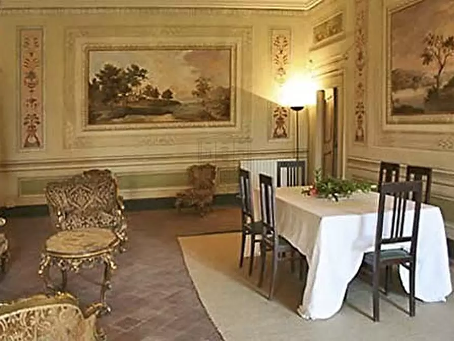 Immagine 60 di Rustico / casale in vendita  in Via di matraia a Lucca