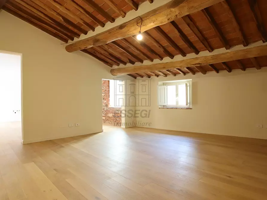 Immagine 5 di Appartamento in vendita  in Via delle Chiavi D'Oro 21 a Lucca