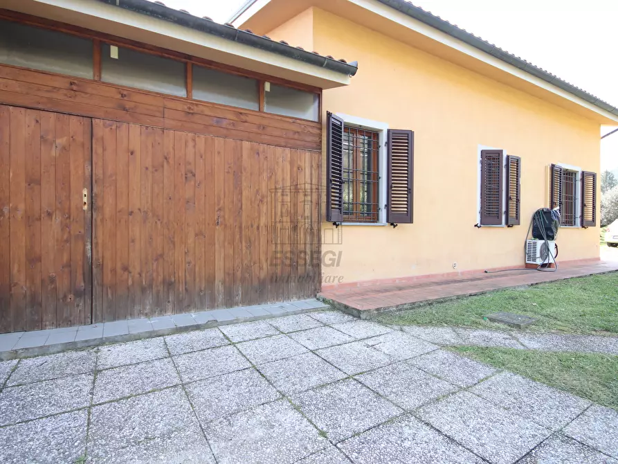 Immagine 16 di Casa indipendente in vendita  in Via di Tiglio 611 a Capannori