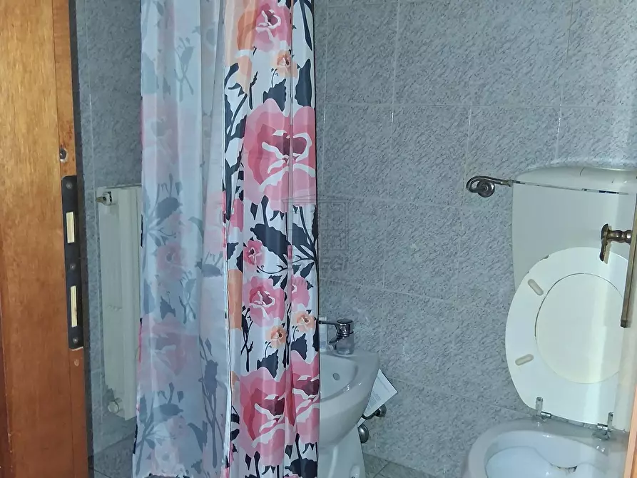 Immagine 8 di Ufficio in affitto  in Viale G. Puccini 1660 a Lucca