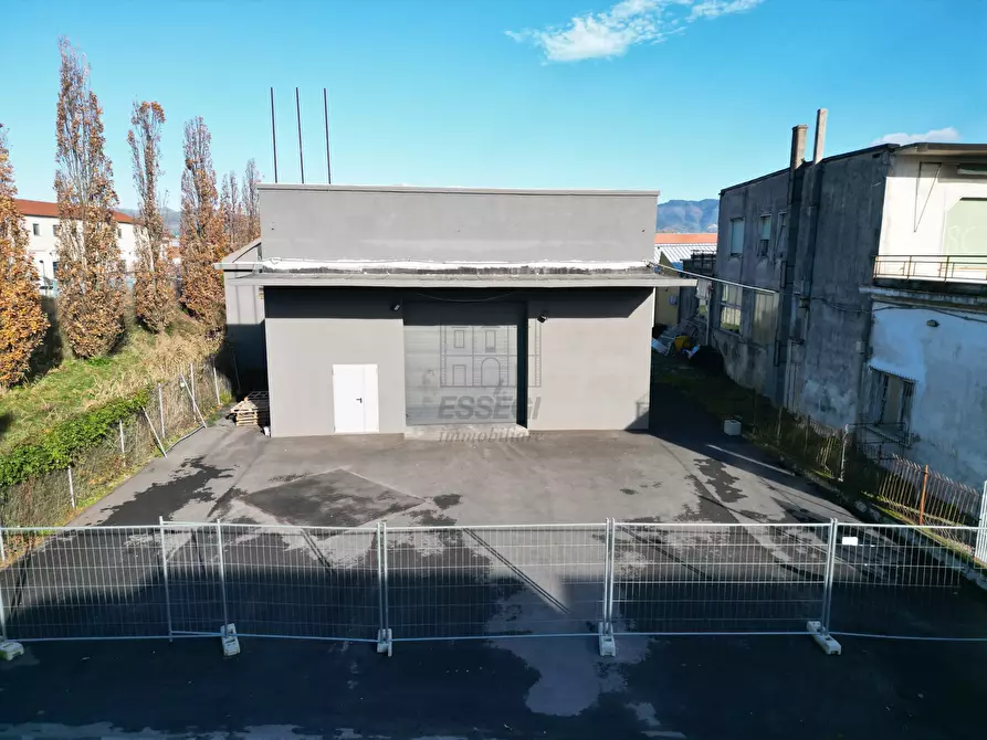 Immagine 10 di Capannone industriale in vendita  in Traversa I Via delle Fornacette 109 a Lucca