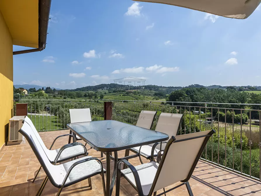 Immagine 14 di Rustico / casale in vendita  in Via di Montecarlo 59 a Lucca