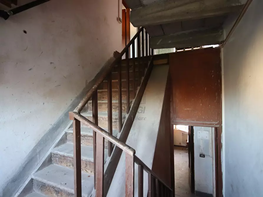 Immagine 9 di Rustico / casale in vendita  in Via di Nozzano 611 a Lucca