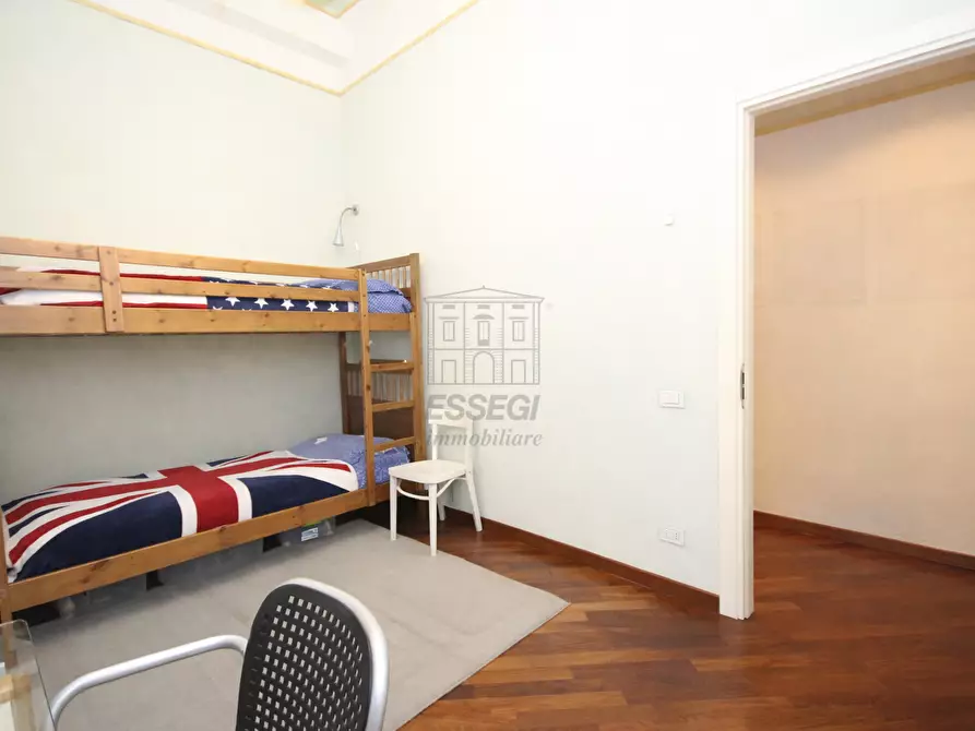 Immagine 9 di Appartamento in vendita  a Lucca