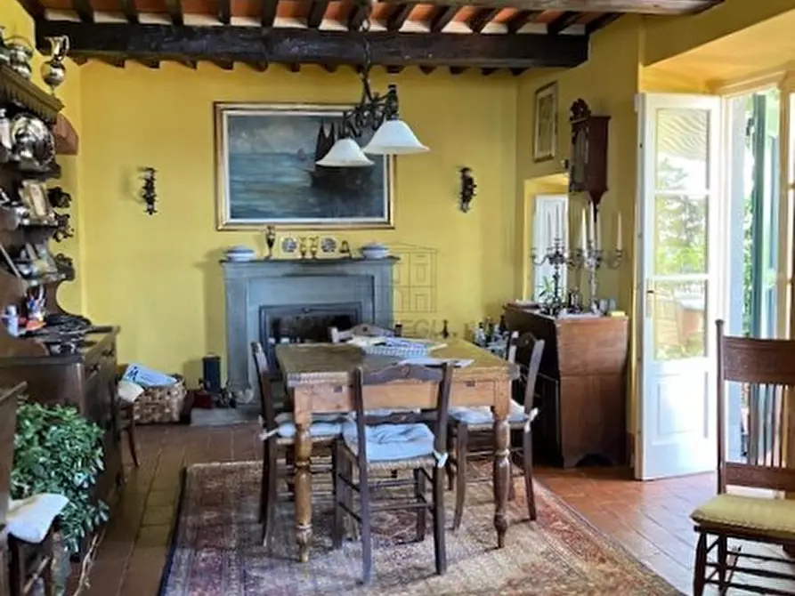 Immagine 53 di Rustico / casale in vendita  a Capannori