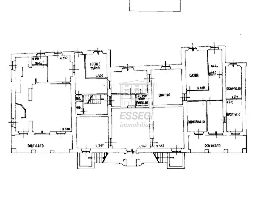 Immagine 35 di Villa in vendita  in Via dei Gambarini a Lucca