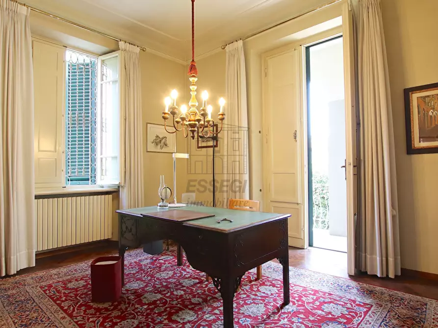 Immagine 11 di Villa in vendita  in Via Pietro Paolini 303 a Lucca