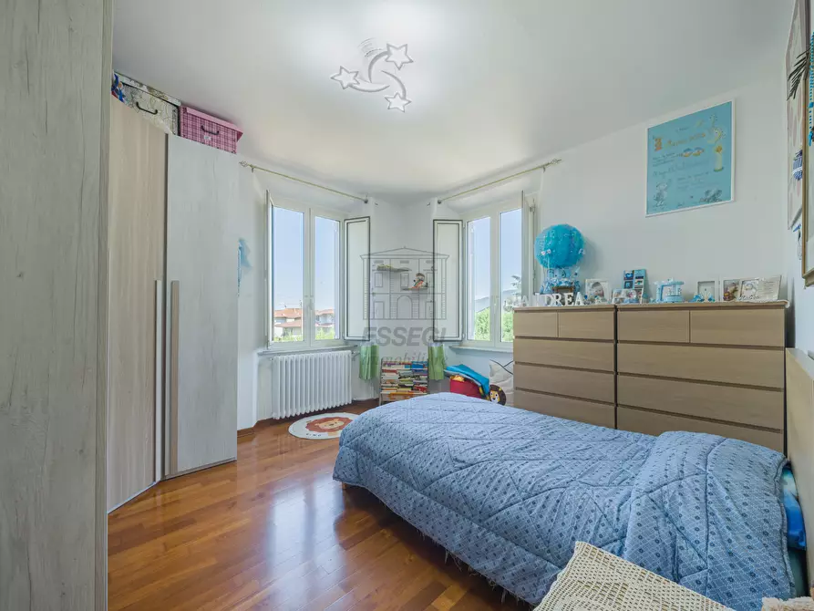 Immagine 23 di Villa in vendita  in Via delle Scuole 38 a Lucca