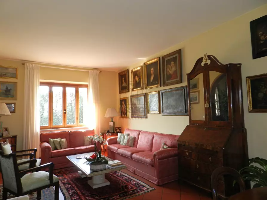 Immagine 26 di Villa in vendita  in Traversa II Via Vecchia Pesciatina 84 a Lucca