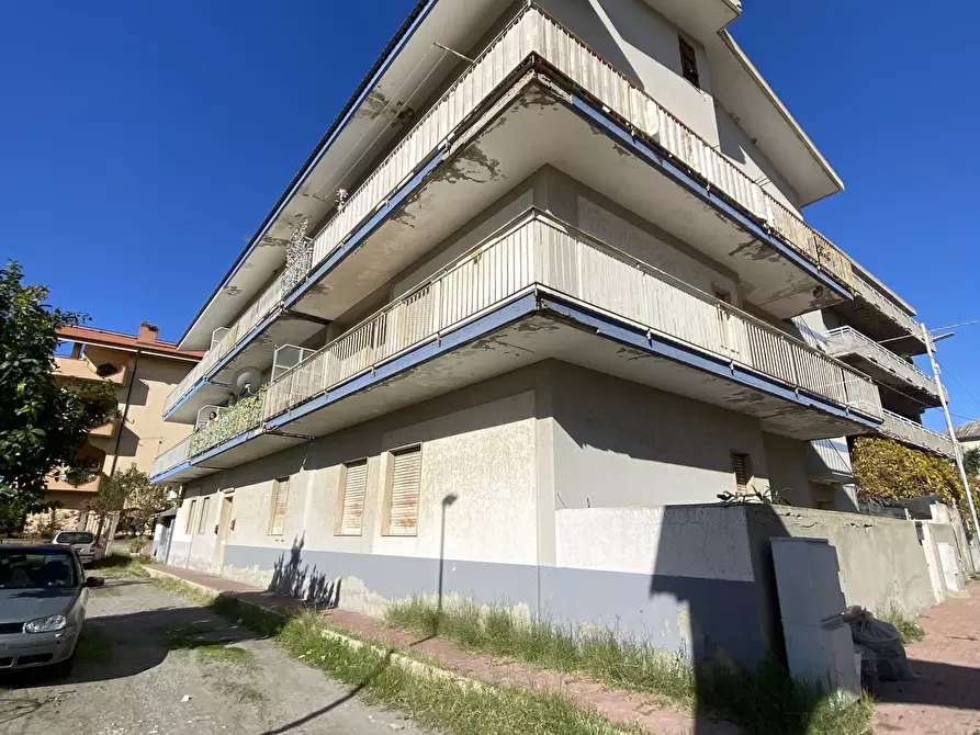 Immagine 13 di Trilocale in vendita  in Viale Goito 5 a Motta San Giovanni