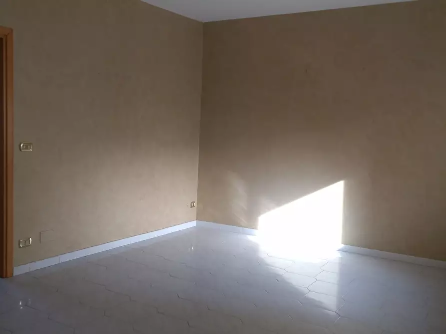 Immagine 10 di Bilocale in vendita  a Reggio Di Calabria