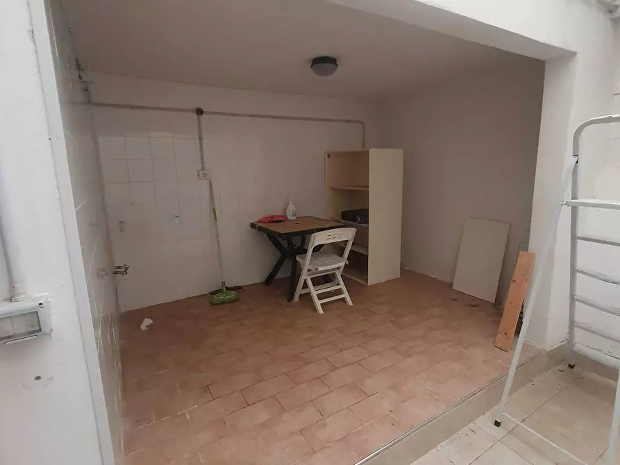 Immagine 3 di Locale commerciale in affitto  in Via Pasquale Andiloro 7 a Reggio Di Calabria