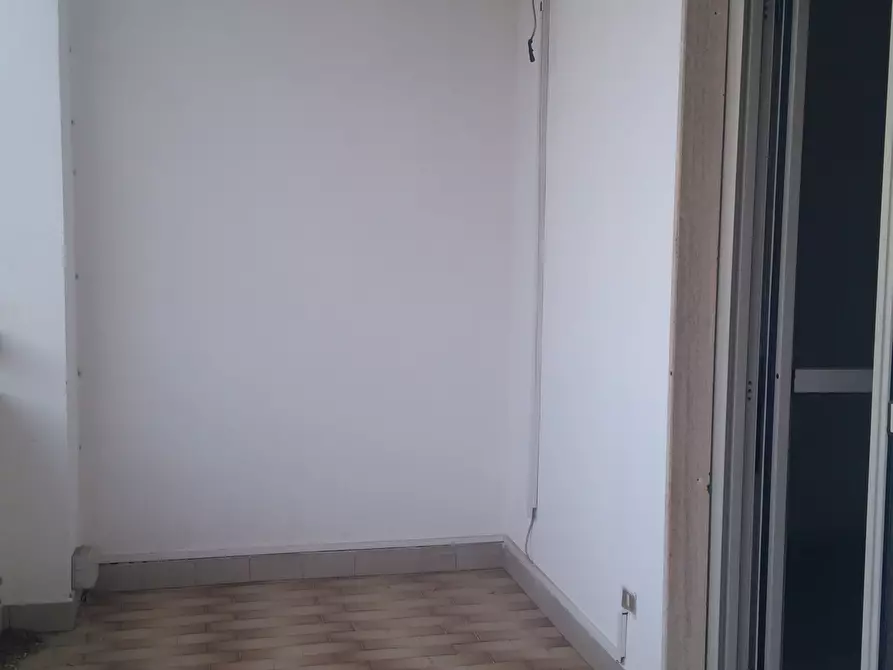 Immagine 13 di Bilocale in vendita  a Reggio Di Calabria