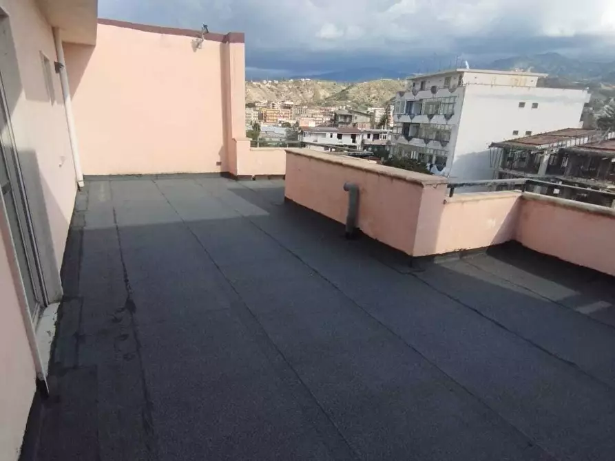 Immagine 19 di Attico in vendita  in via trapezzoli sudVia Trapezzoli Sud San Gregorio a Reggio Di Calabria