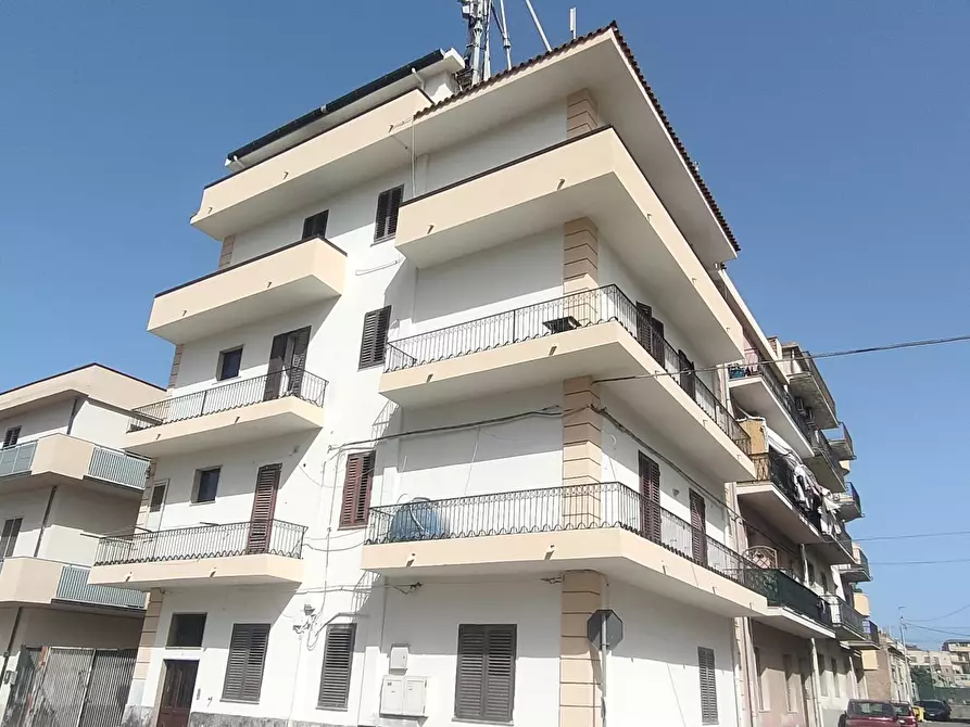 Immagine 16 di Trilocale in vendita  in Via Guglielmo Marconi 9 a Reggio Di Calabria