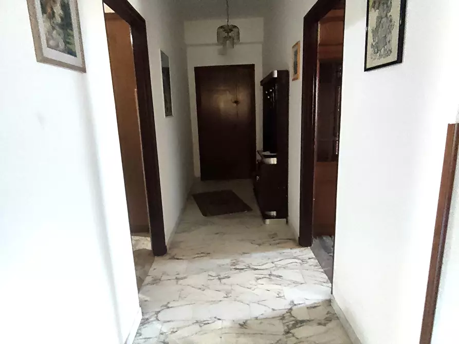 Immagine 7 di Trilocale in affitto  a Bova Marina