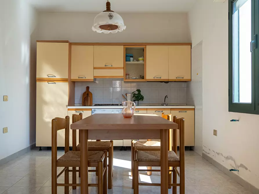 Immagine 10 di Casa indipendente in vendita  a Uta