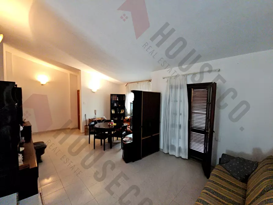 Immagine 4 di Villa in vendita  in Via Logudoro a Quartu Sant'elena