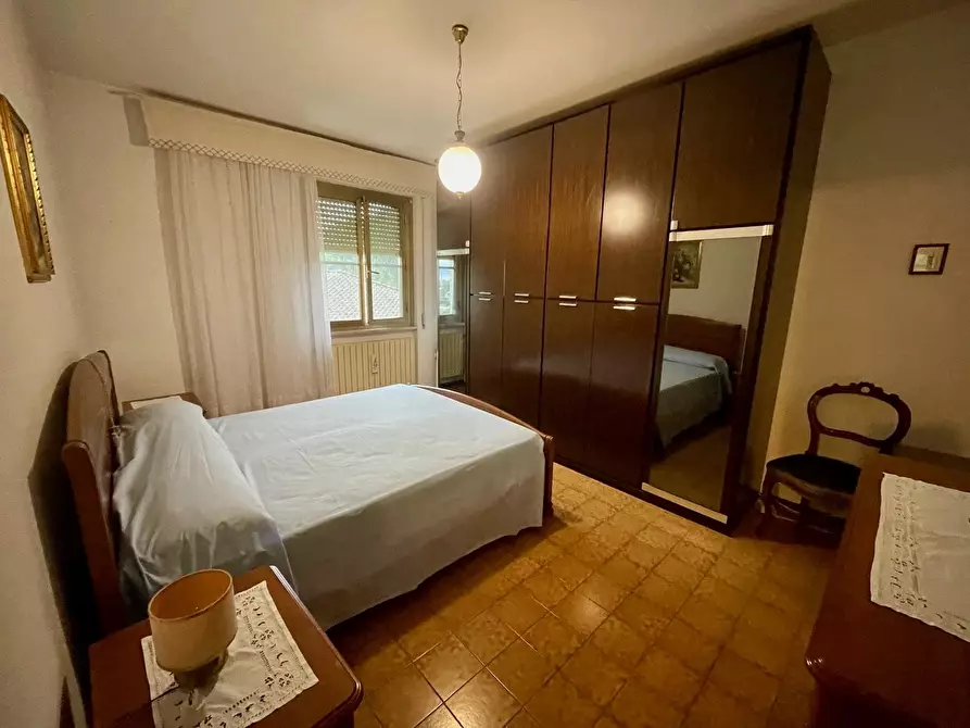 Immagine 8 di Quadrilocale in vendita  a Ameglia