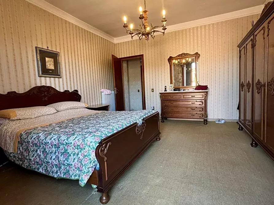 Immagine 10 di Casa indipendente in vendita  a Ameglia