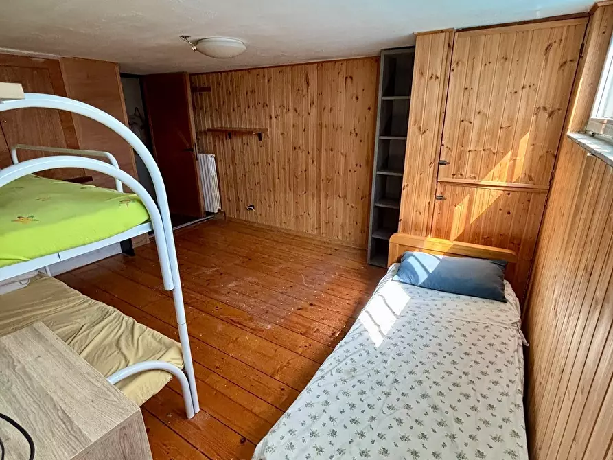 Immagine 24 di Porzione di casa in vendita  a Ameglia
