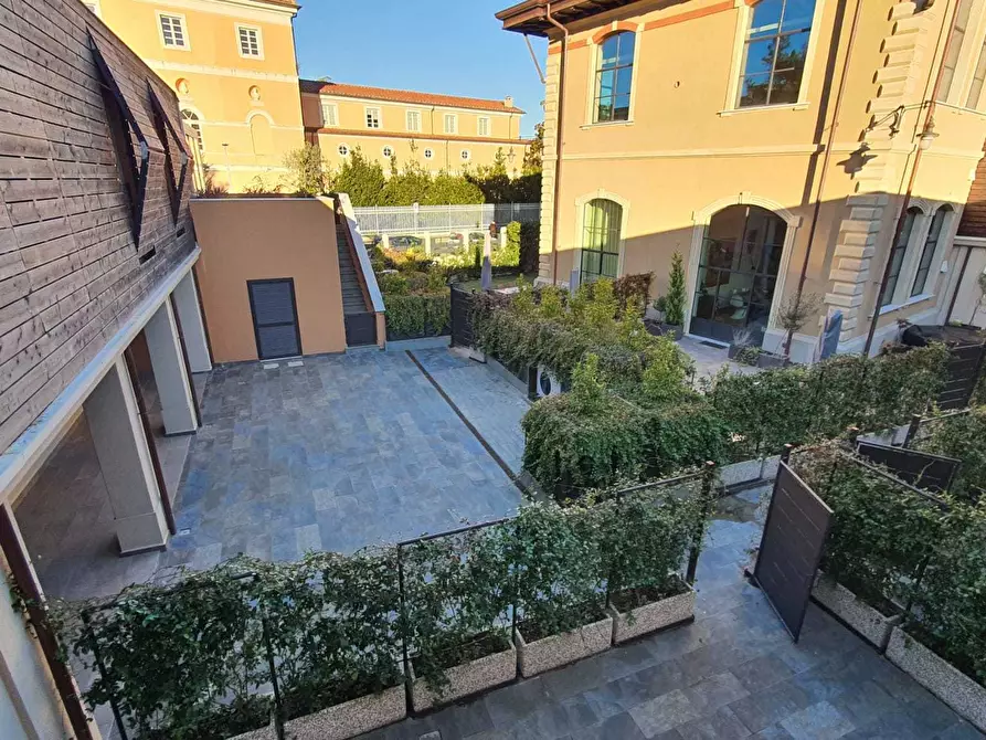 Immagine 33 di Quadrilocale in vendita  a Sarzana