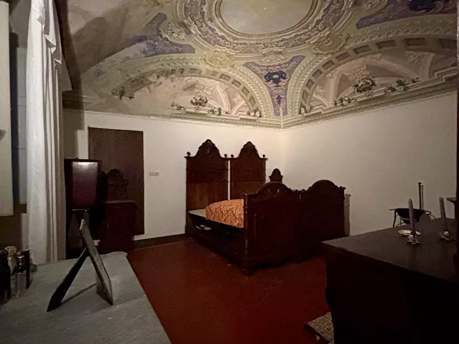 Immagine 31 di Villa in vendita  a Castelnuovo Magra