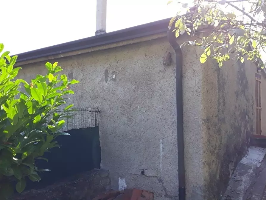 Immagine 4 di Casa indipendente in vendita  a Ameglia