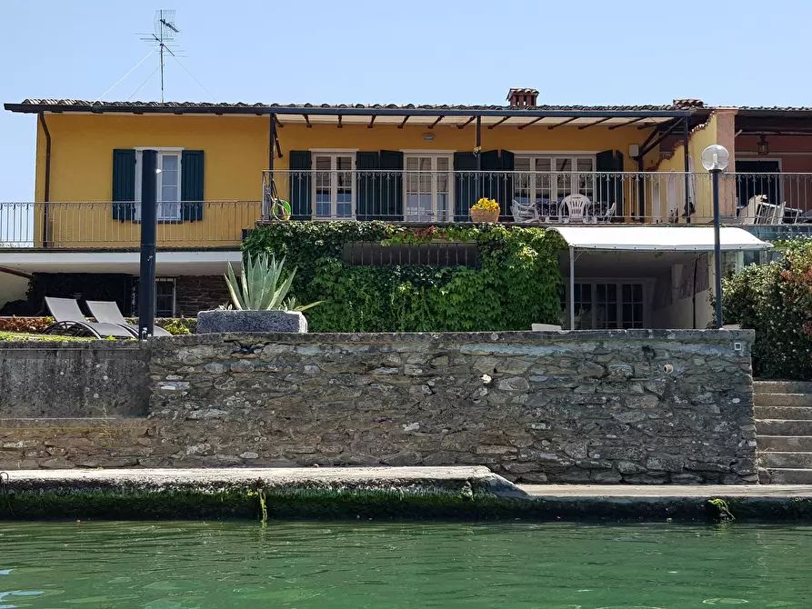 Immagine 5 di Casa semindipendente in vendita  a Ameglia