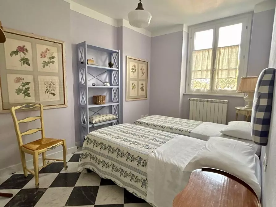 Immagine 7 di Casa semindipendente in vendita  a Ameglia