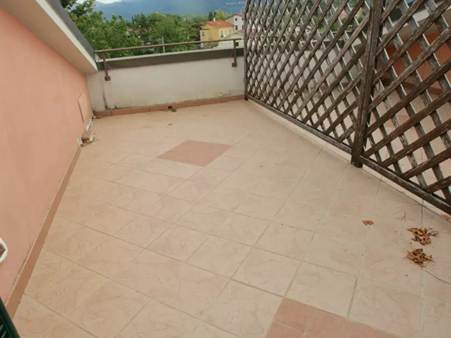 Immagine 21 di Trilocale in vendita  a Ameglia