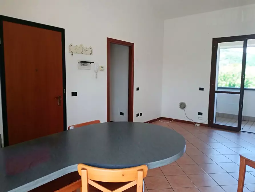 Immagine 3 di Quadrilocale in vendita  a Ameglia