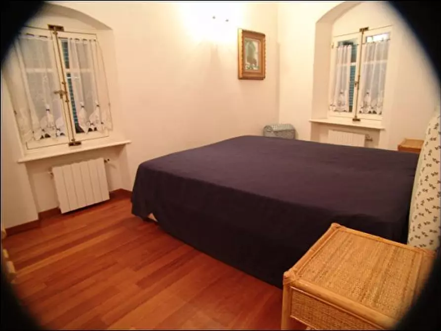 Immagine 9 di Terratetto in vendita  a Ameglia