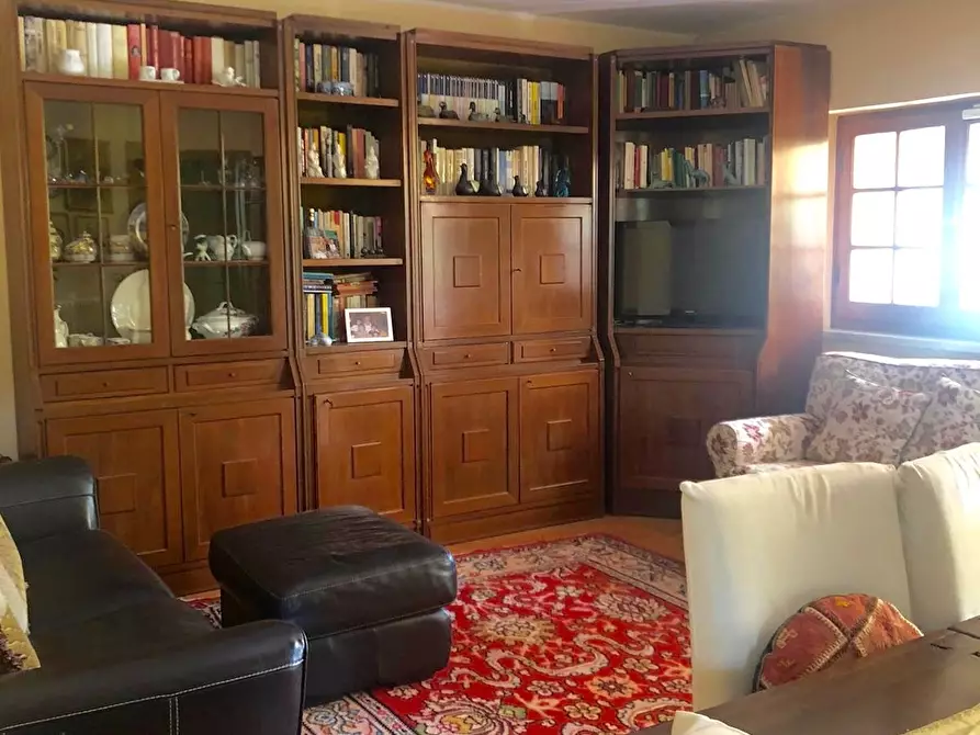 Immagine 19 di Villa in vendita  a Sarzana