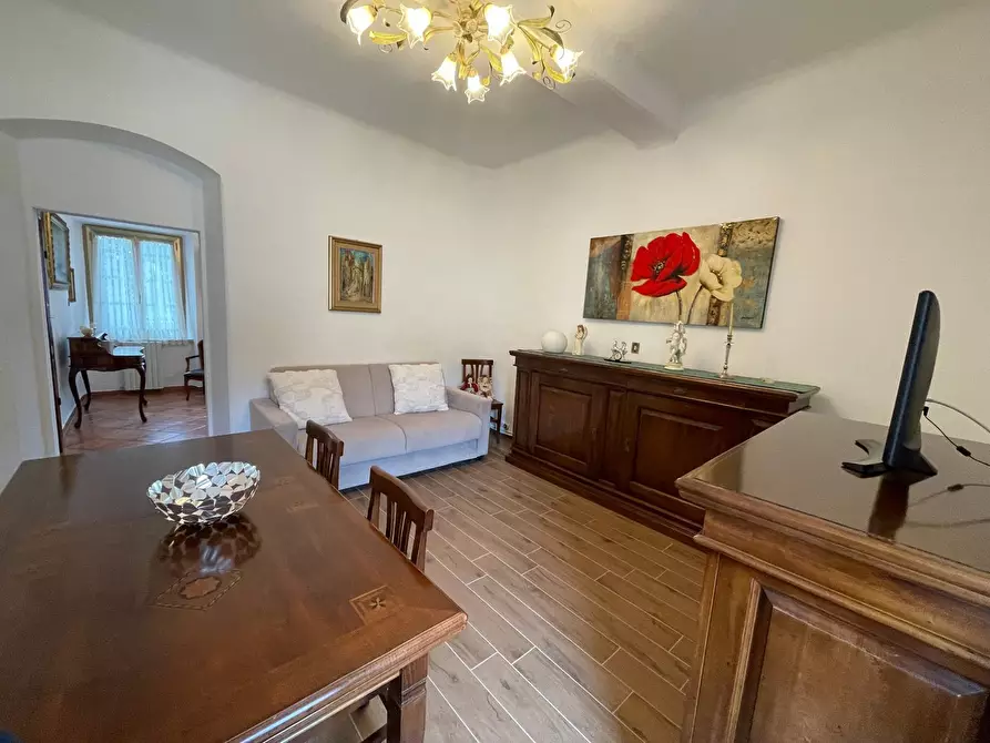 Immagine 8 di Porzione di casa in vendita  a Ameglia