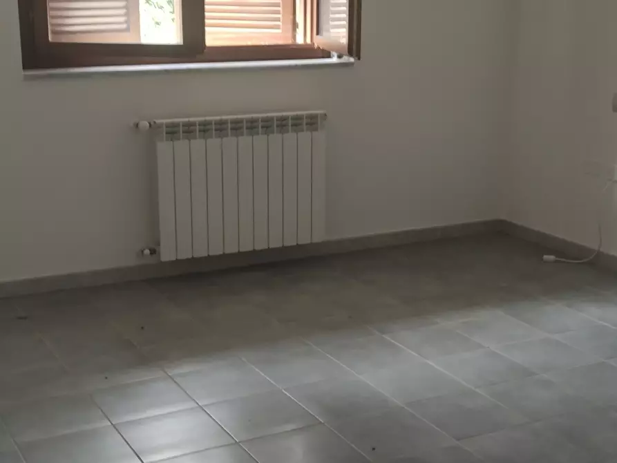 Immagine 5 di Appartamento in vendita  a Aulla