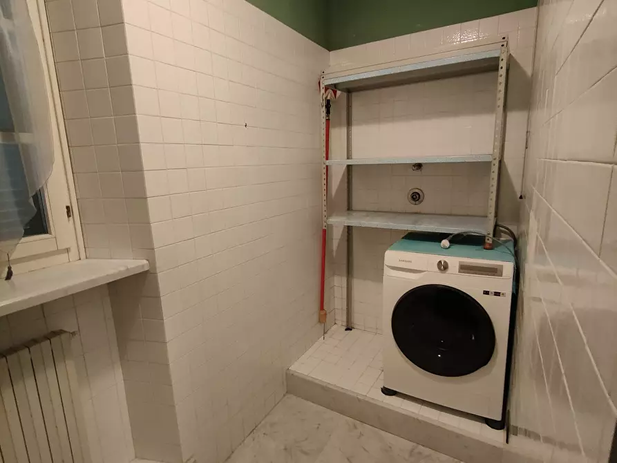 Immagine 28 di Appartamento in affitto  in Via Verdi 1B a Carrara