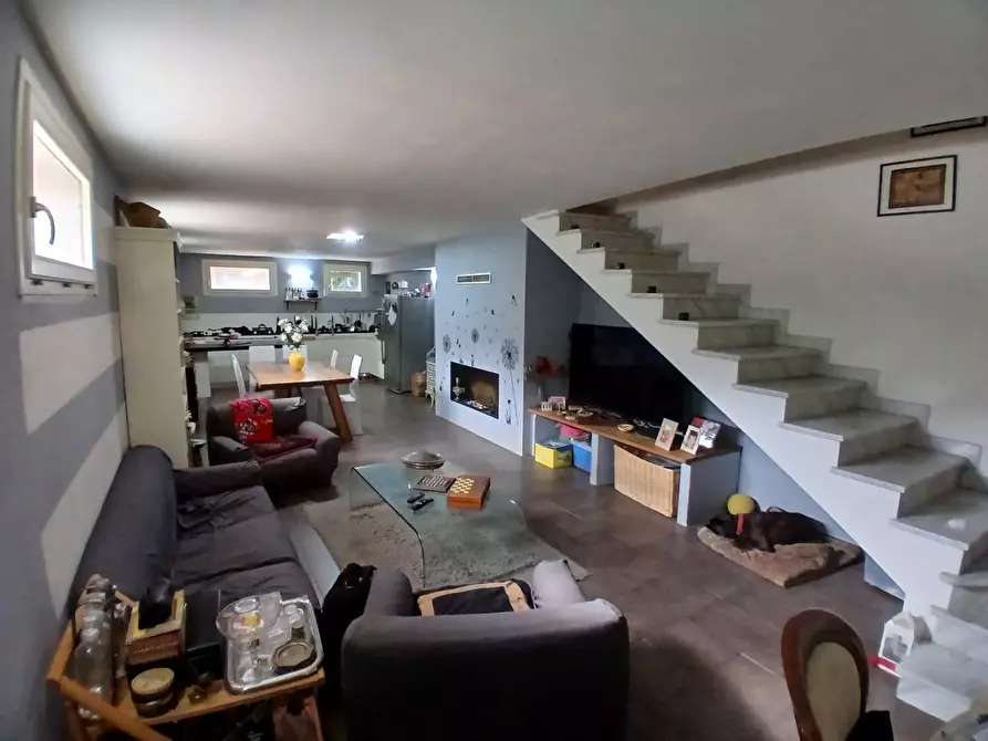 Immagine 23 di Casa semindipendente in vendita  in Via Valle 8 a Vezzano Ligure