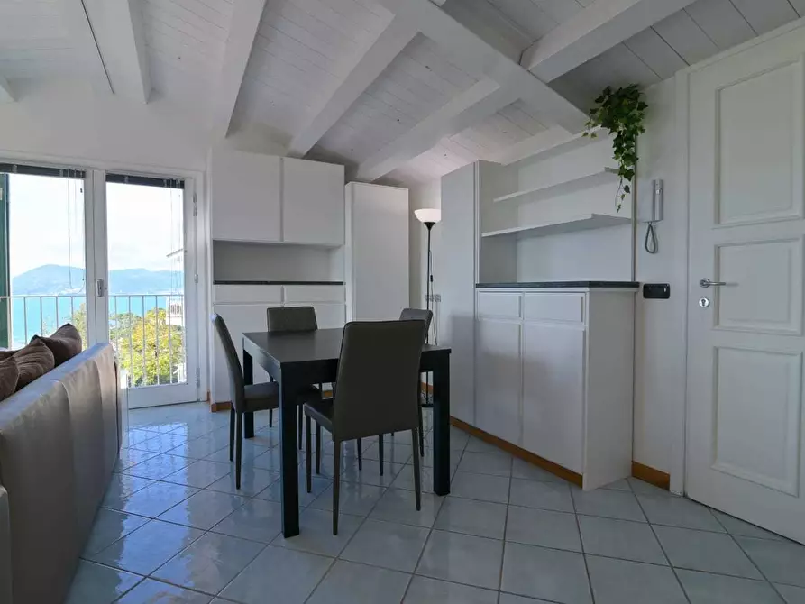 Immagine 21 di Appartamento in affitto  in via fiascherino a Lerici