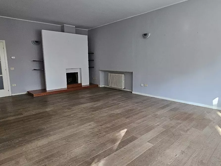 Immagine 3 di Casa indipendente in vendita  in Via Gioacchino Rossini 16 a Jesi