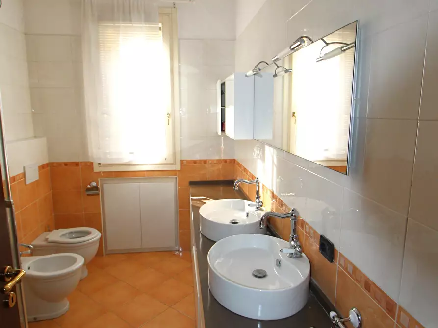 Immagine 17 di Appartamento in vendita  in Via Ca' dei Lazzarini a Vignola