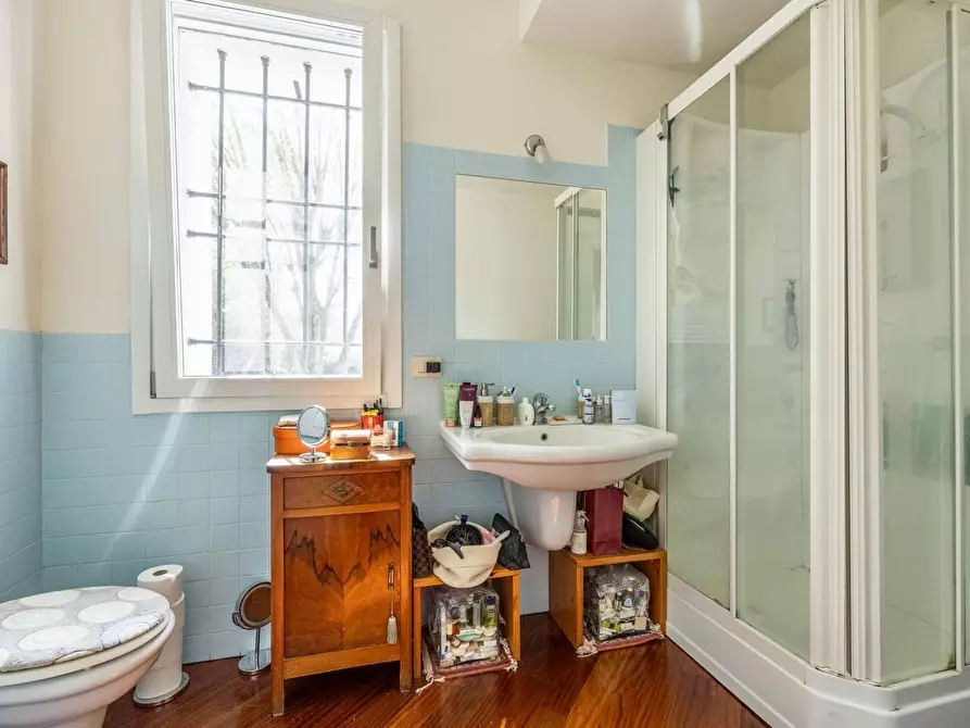 Immagine 29 di Villa in vendita  in SP76 17 a Valsamoggia