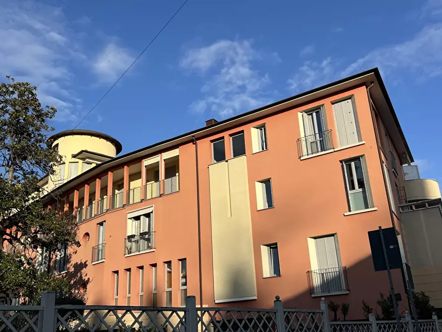 Immagine 13 di Appartamento in vendita  in Via Giuseppe Mazzini a Valsamoggia