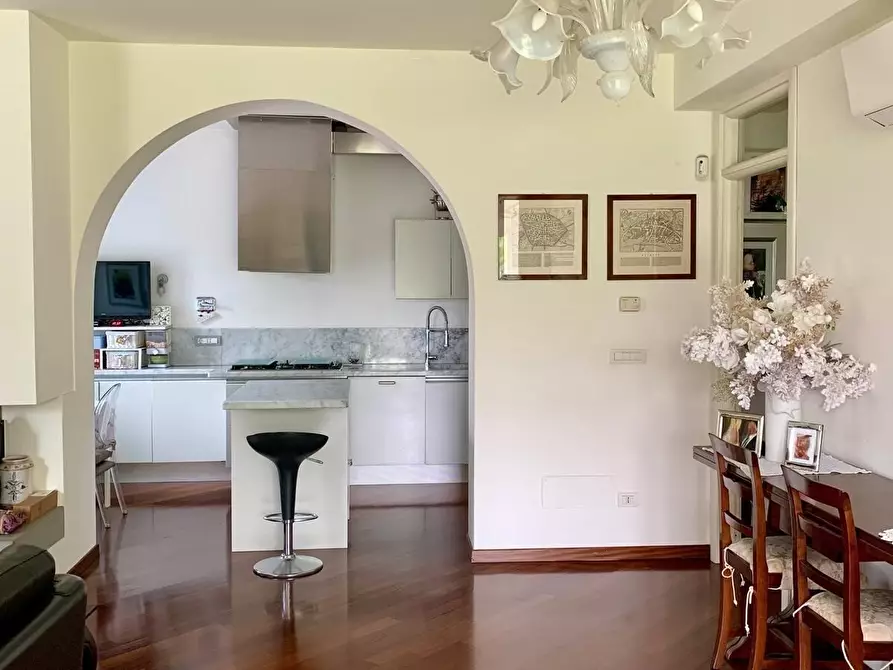 Immagine 10 di Villa in vendita  in SP76 17 a Valsamoggia